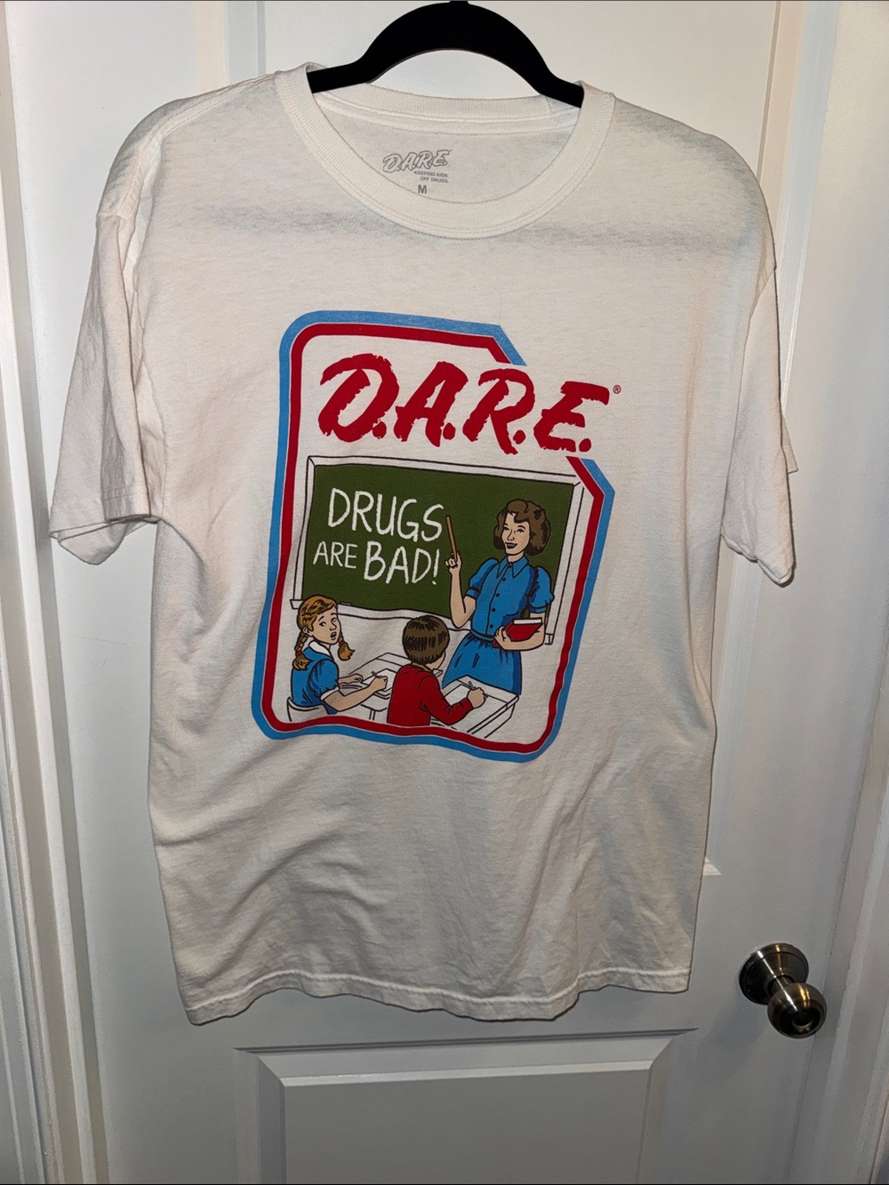 Men's White Graphic Tee - 'Drugs Are Bad'